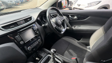 Nissan Qashqai 1.3 DiG-T Acenta Premium 5dr Petrol Hatchback